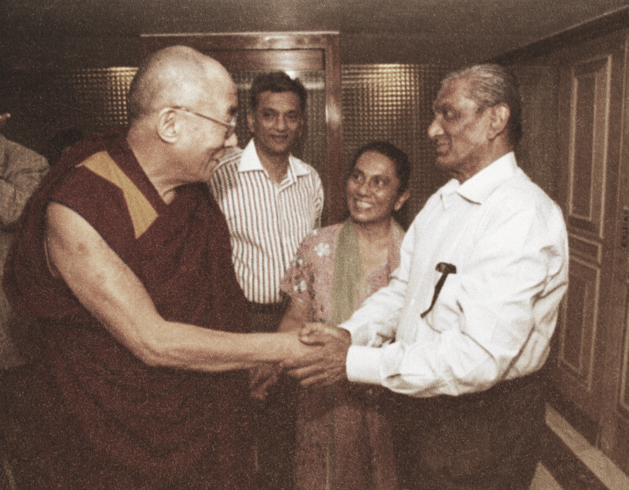 Descriptive alt text